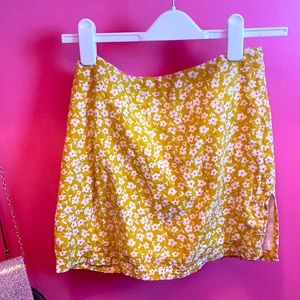 Yellow floral mini skirt